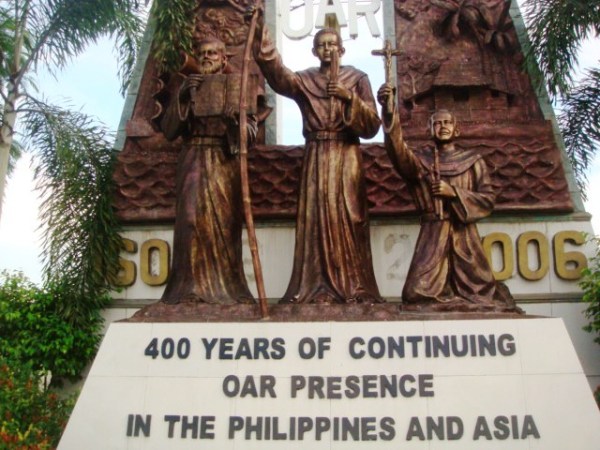 At the Plaza Independencia