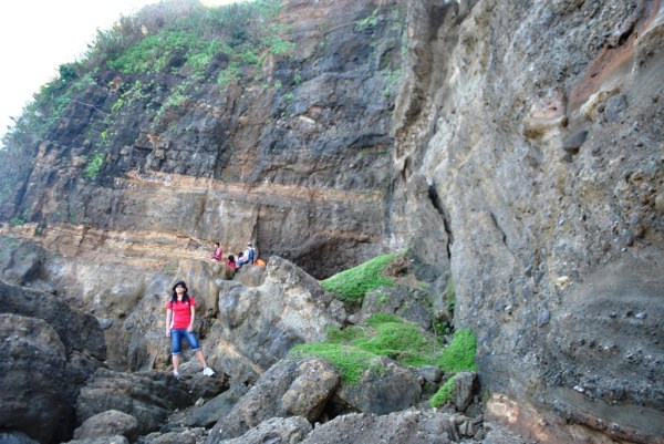 Rocky Bantay Abot Cave