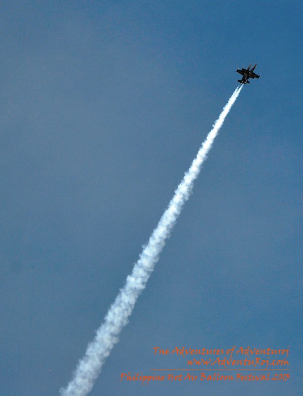 Breitling Aerobatic Exhibition (2)