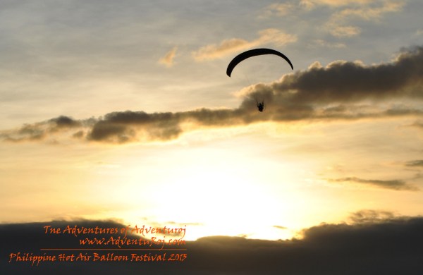 Sky diving exhibition (2)