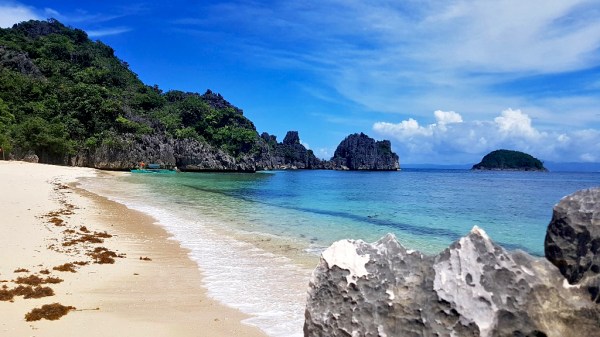 caramoan camarines sur